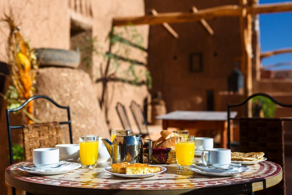 Bed and Breakfast Kasbah Tebi Айт-Бен-Хадду Экстерьер фото